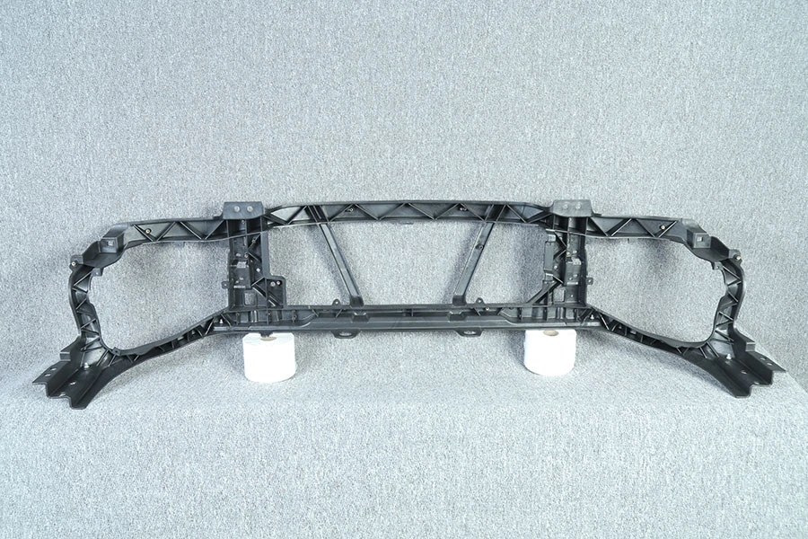 Radiator Support LR099687